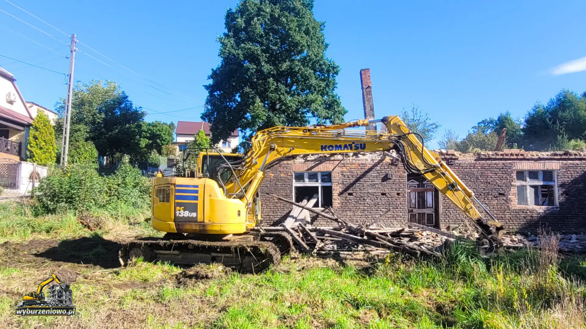 wyburzanie budynku w Łaziskach Górnych